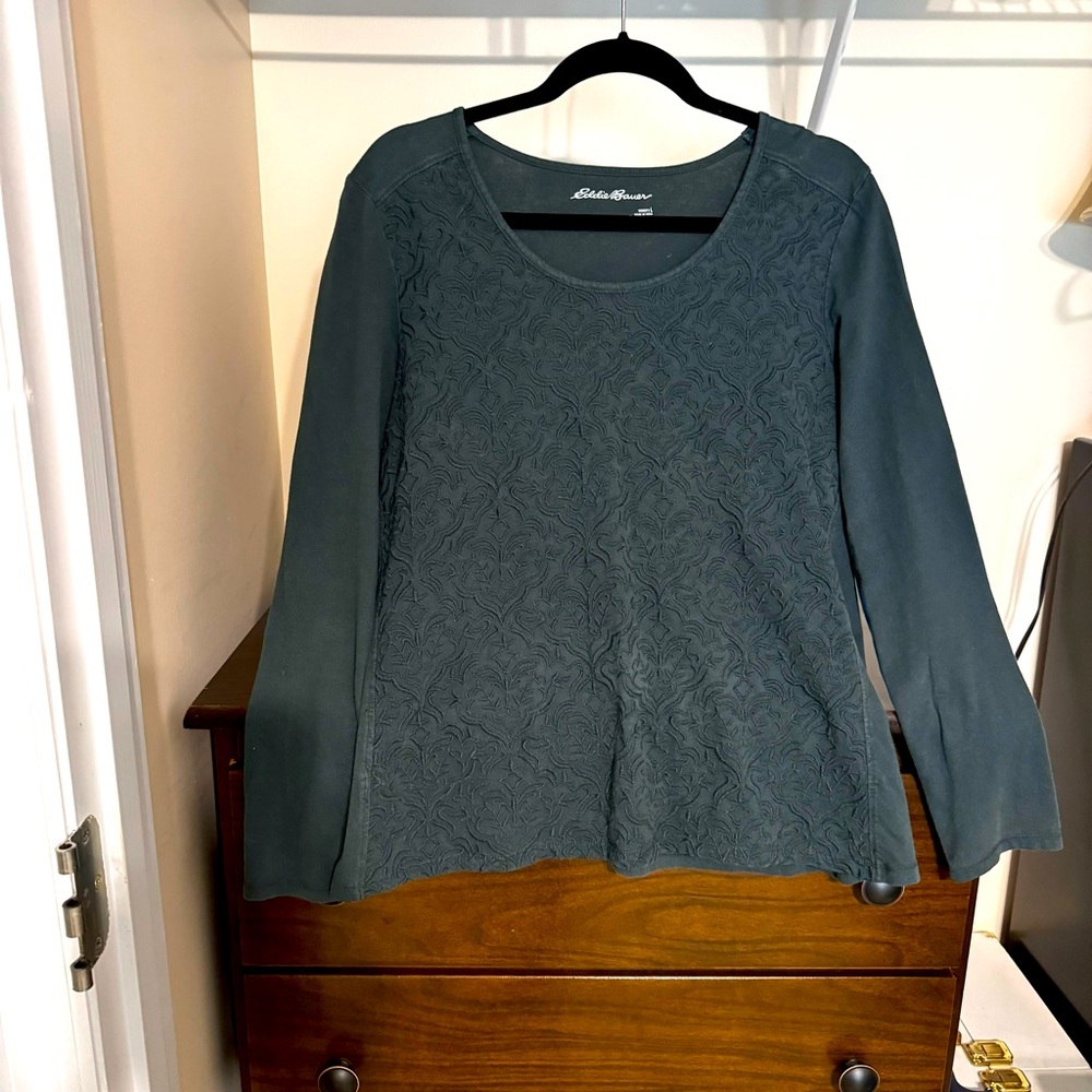 Light weight long sleeve blouse. Almost like a t-shirt